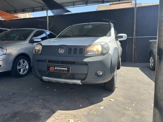 FIAT UNO 1.0 EVO WAY 8V FLEX 4P MANUAL FIAT UNO 1.0 EVO WAY 8V FLEX 4P MANUAL